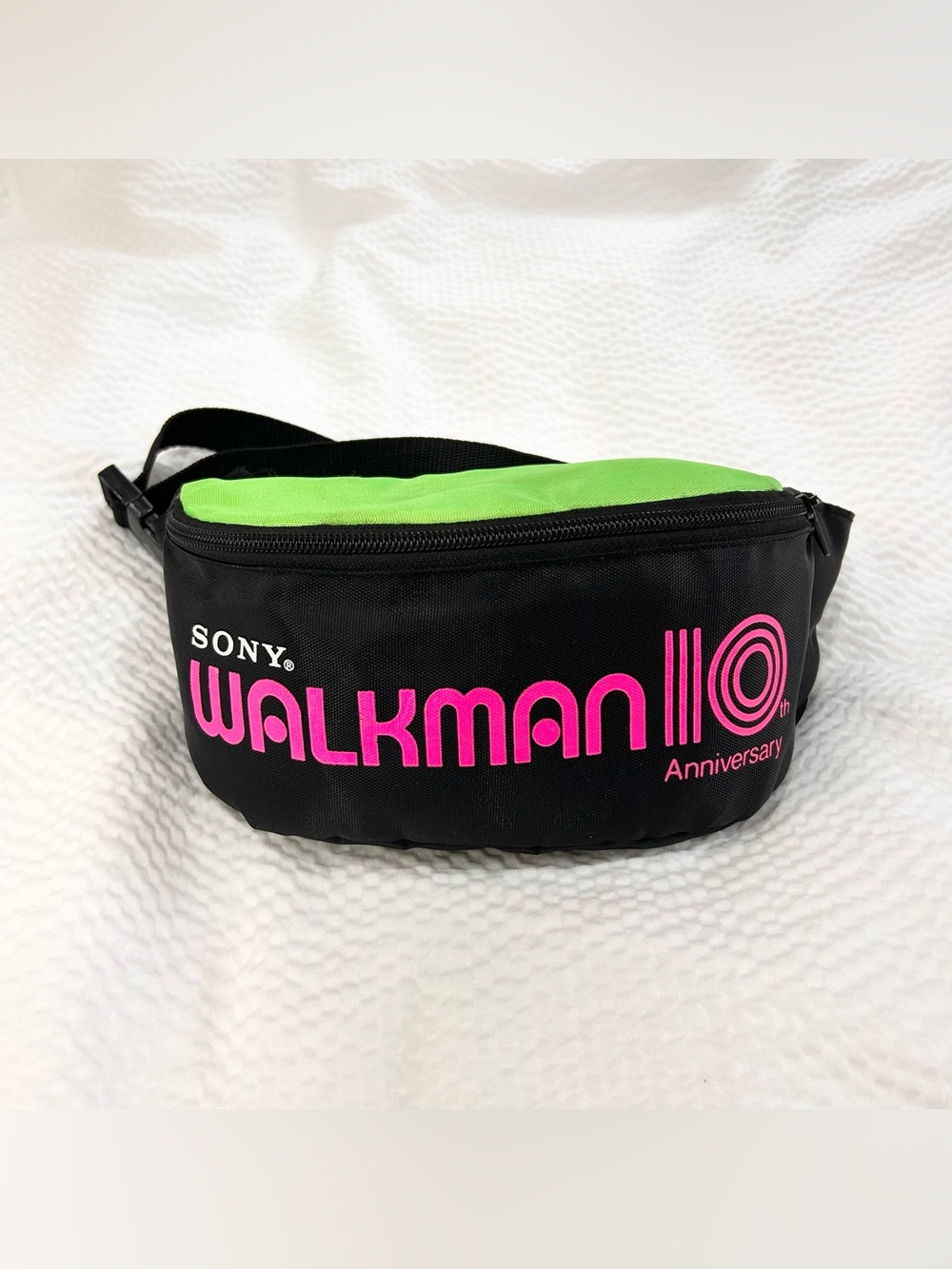 Vintage 90s Sony 10th Anniversary Walkman Crossbody Side Bag Fanny Pack Neon - Picture 5 of 11